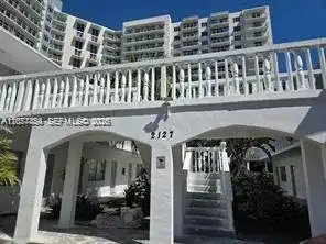 2127 Van Buren St # 106, Hollywood FL 33020