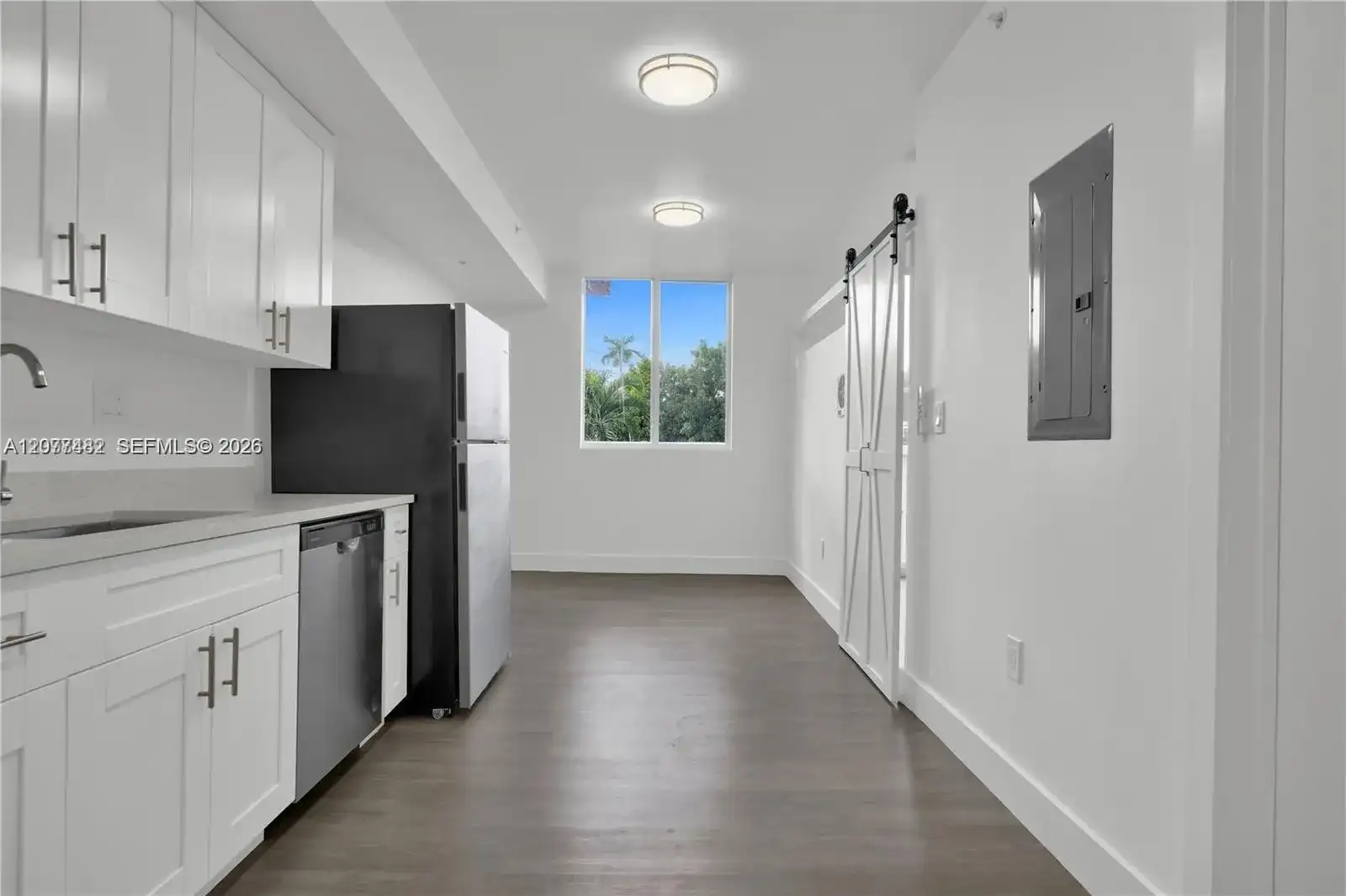 1620 NW 18th St # 305, Miami FL 33125