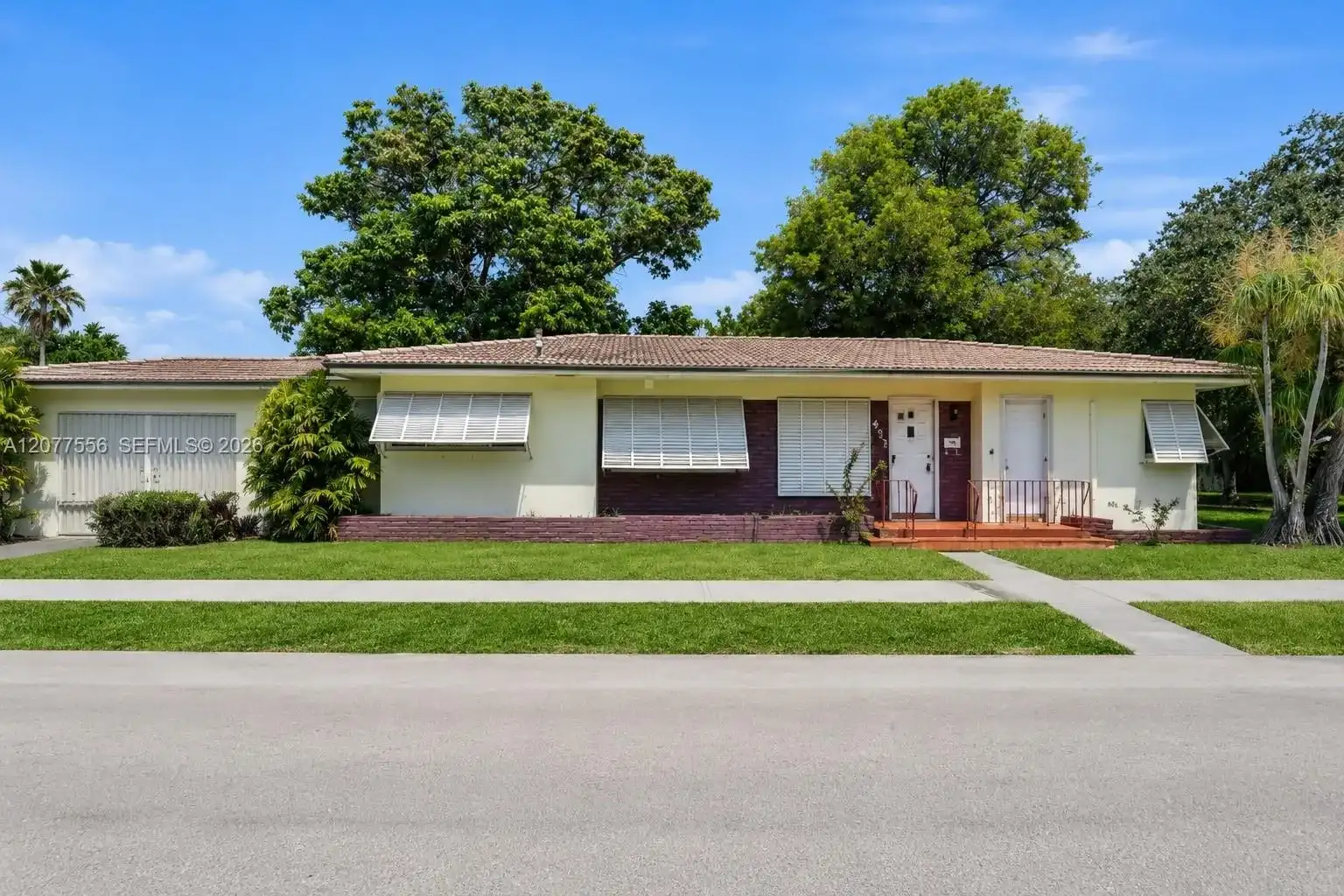 425 S 15th Ave, Hollywood FL 33020