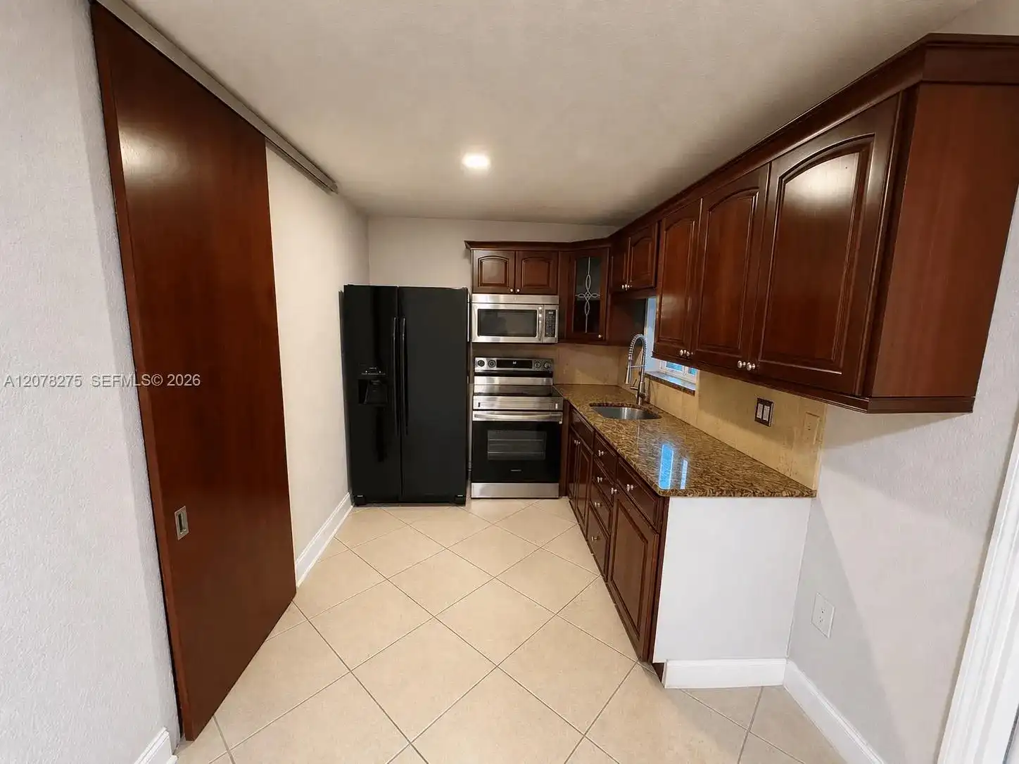 2000 Buchanan St # 4, Hollywood FL 33020