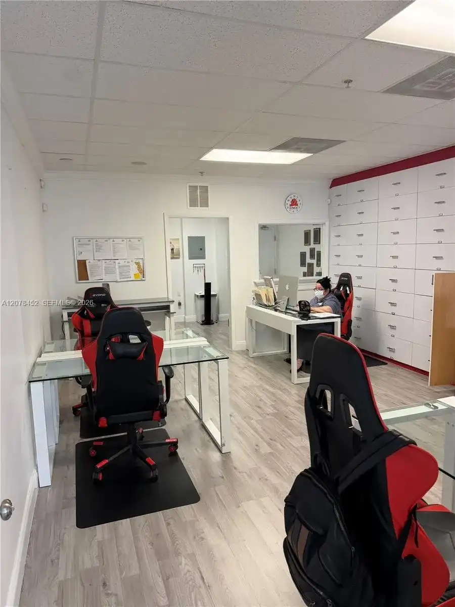 14850 SW 26th St # 212, Miami FL 33185