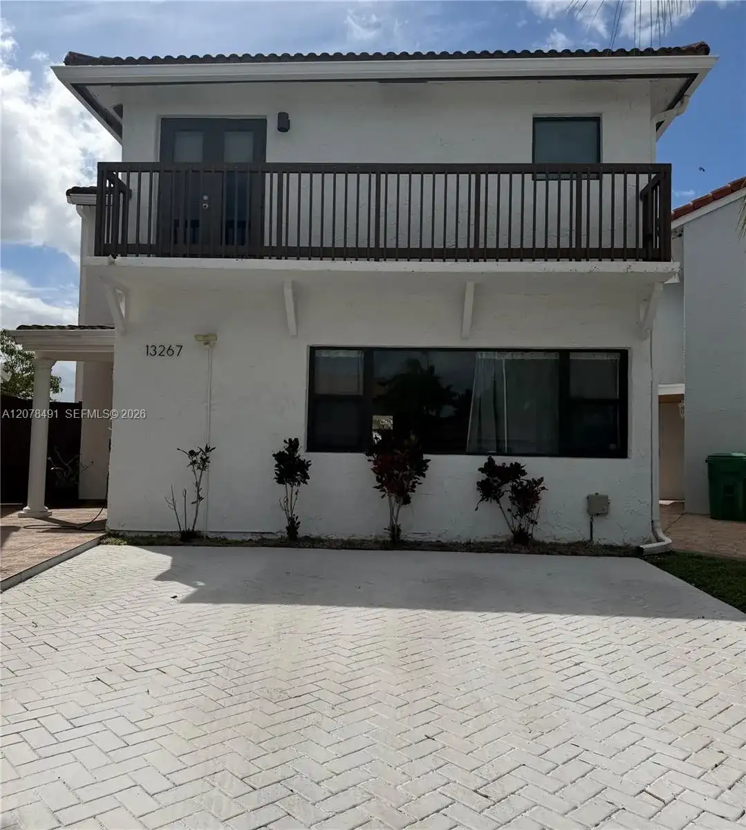 13267 SW 9th Ln, Miami FL 33184