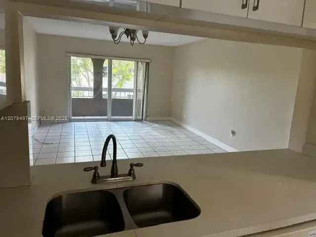 7830 Camino Real # K310, Miami FL 33143