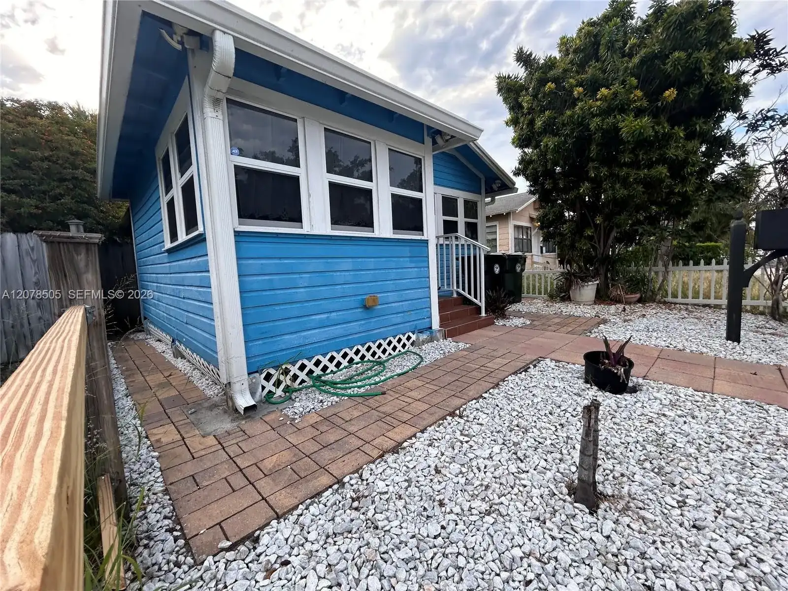 413 S K St, Lake Worth FL 33460