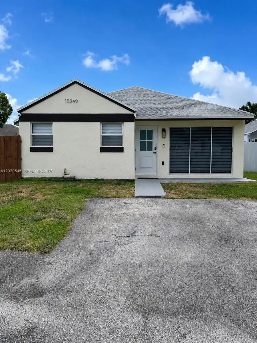 10340 SW 207th St, Cutler Bay FL 33189