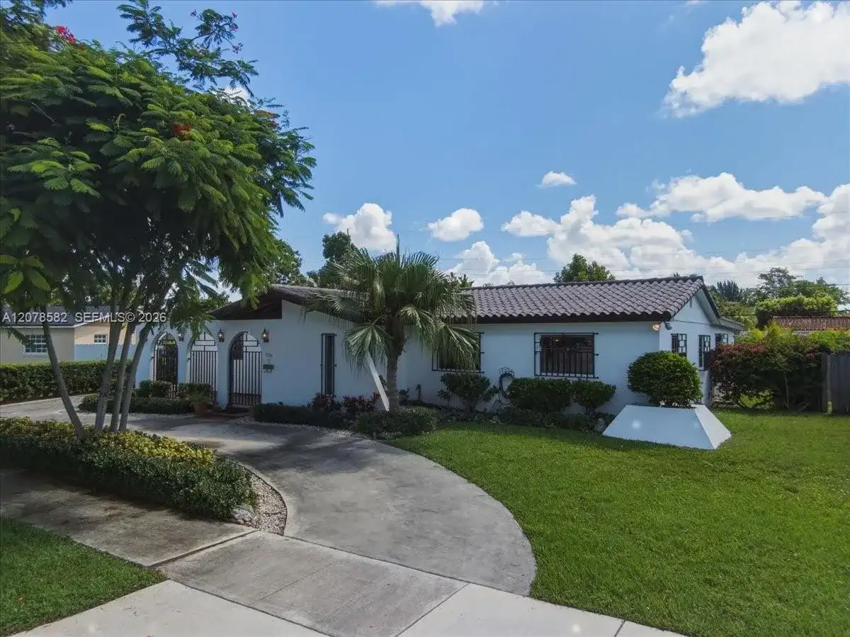 3625 SW 122nd Pl, Miami FL 33175