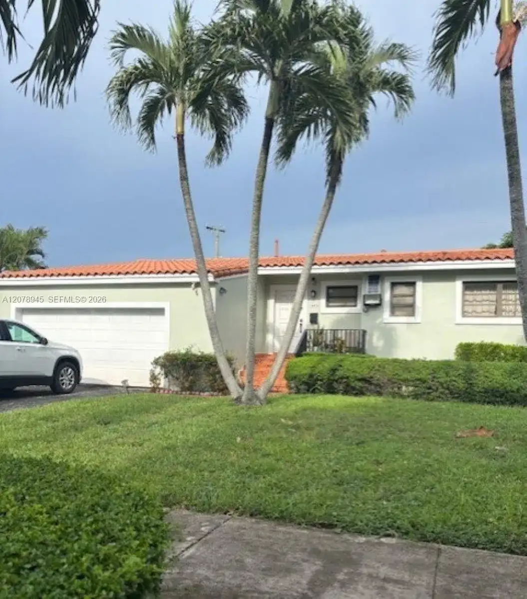 1645 SW 83rd Ave, Miami FL 33155