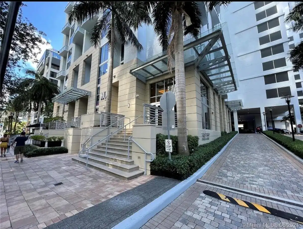 1060 Brickell Ave # 2709, Miami FL 33131