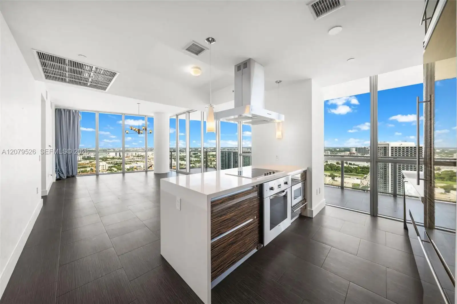 1100 Biscayne Blvd # 3805, Miami FL 33132