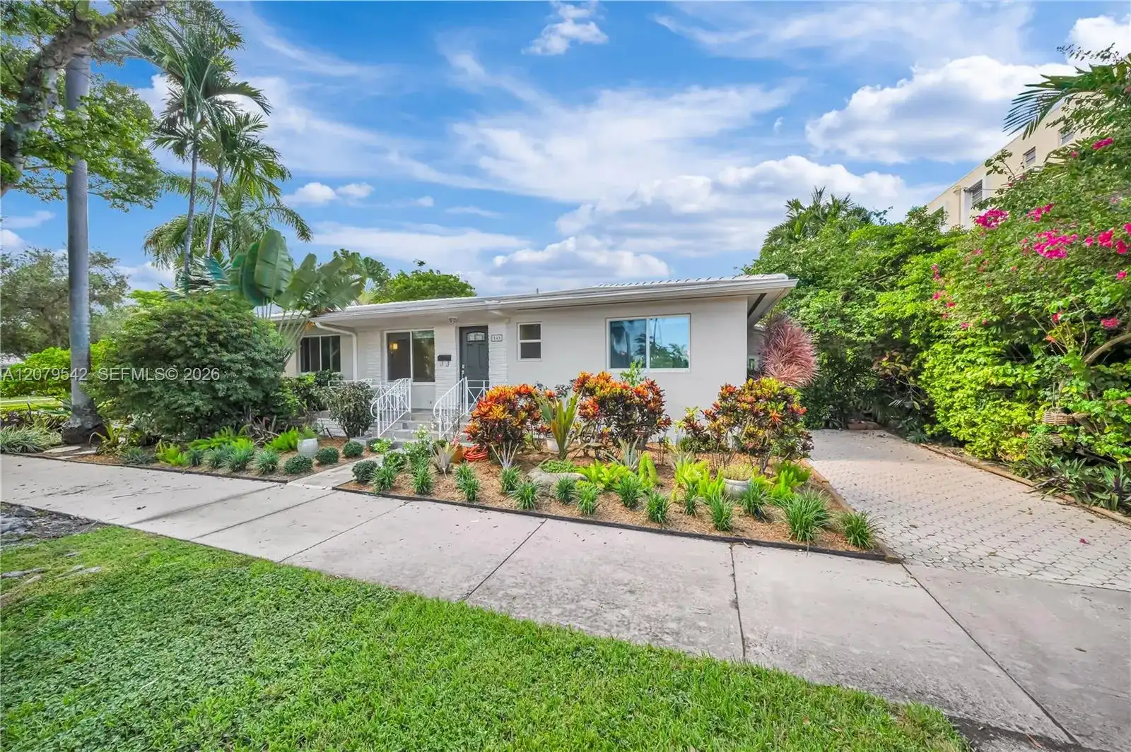 3145 Segovia St, Coral Gables FL 33134