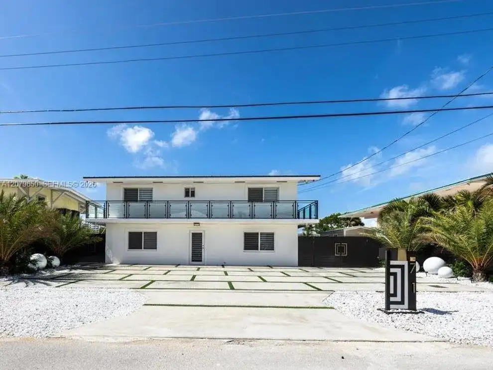 71 Coral Dr, Key Largo FL 33037