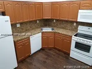2780 NE 183rd St # 212, Aventura FL 33160
