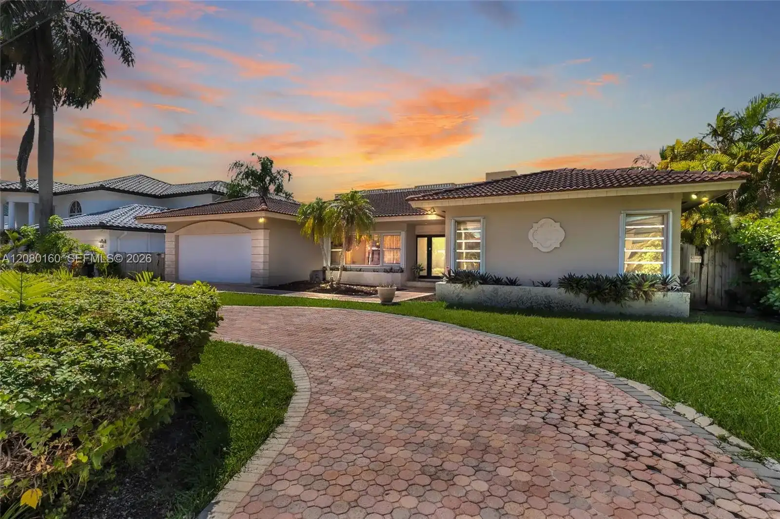 2930 NE 164th St, North Miami Beach FL 33160