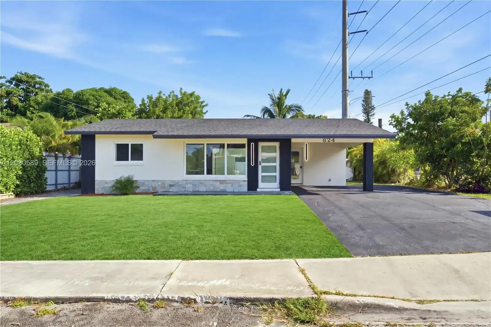 824 NW 29th Ct, Wilton Manors FL 33311