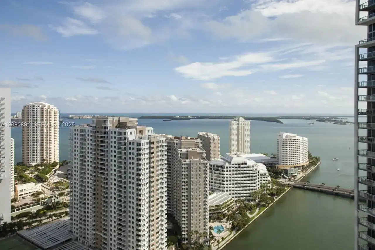 475 Brickell Ave # 3507, Miami FL 33131