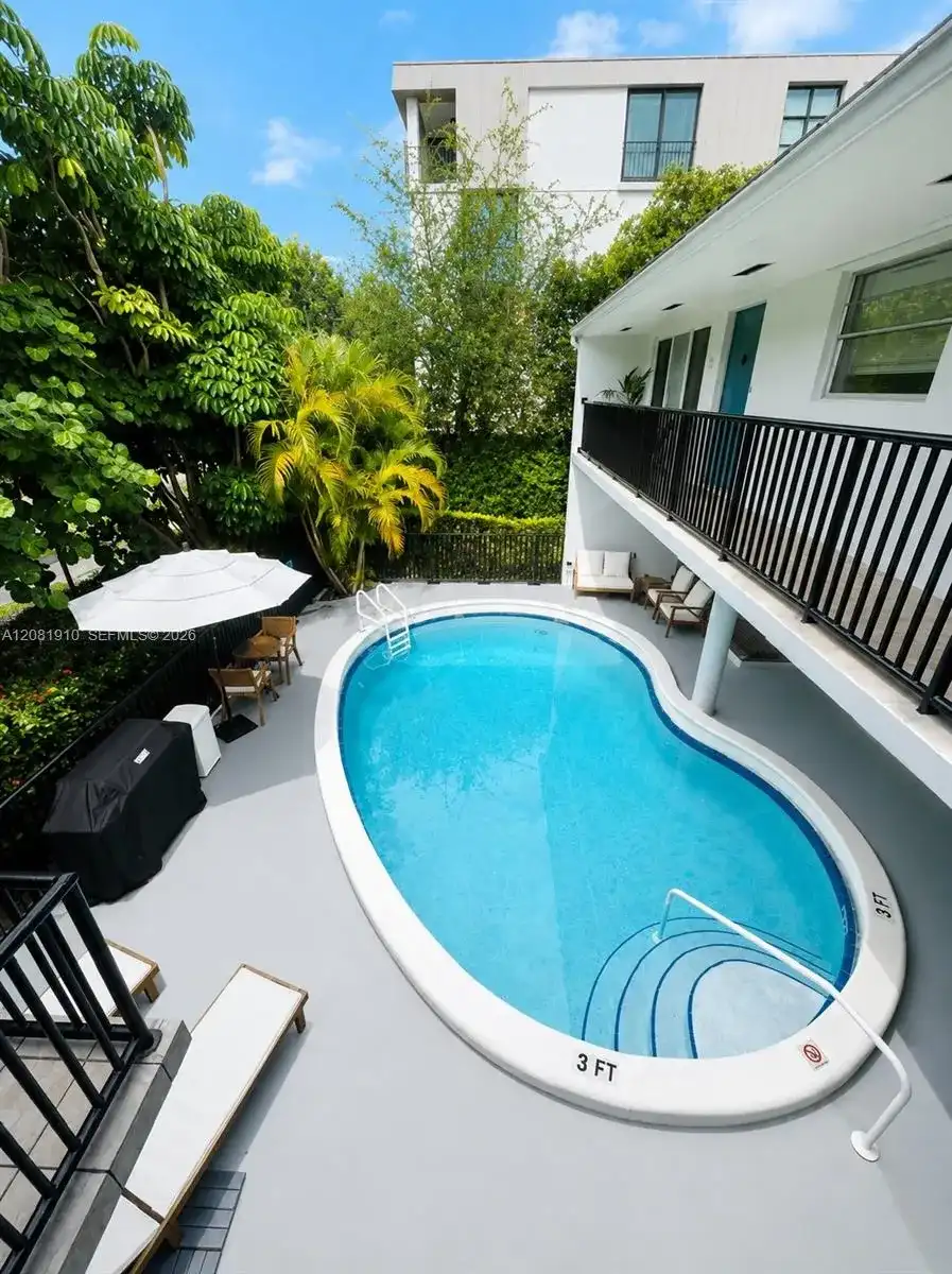 195 Sunrise Dr # 7, Key Biscayne FL 33149
