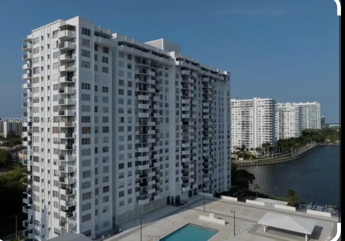 2750 NE 183rd St # 601, Aventura FL 33160