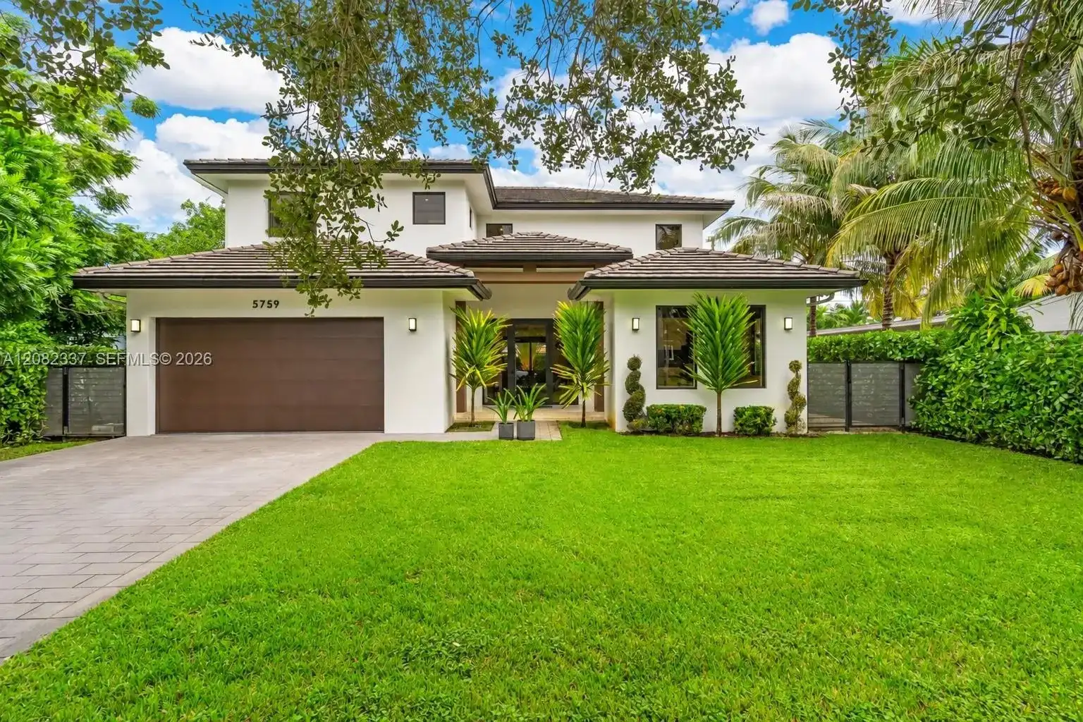 5759 SW 42nd St, Miami FL 33155