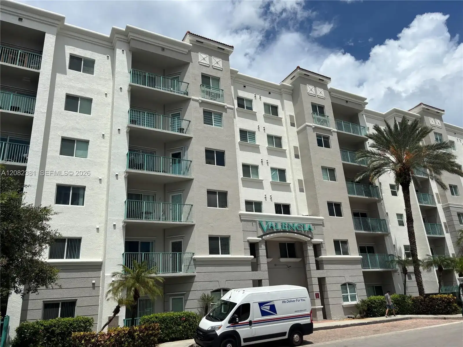 6001 SW 70 ST # 324, South Miami FL 33143