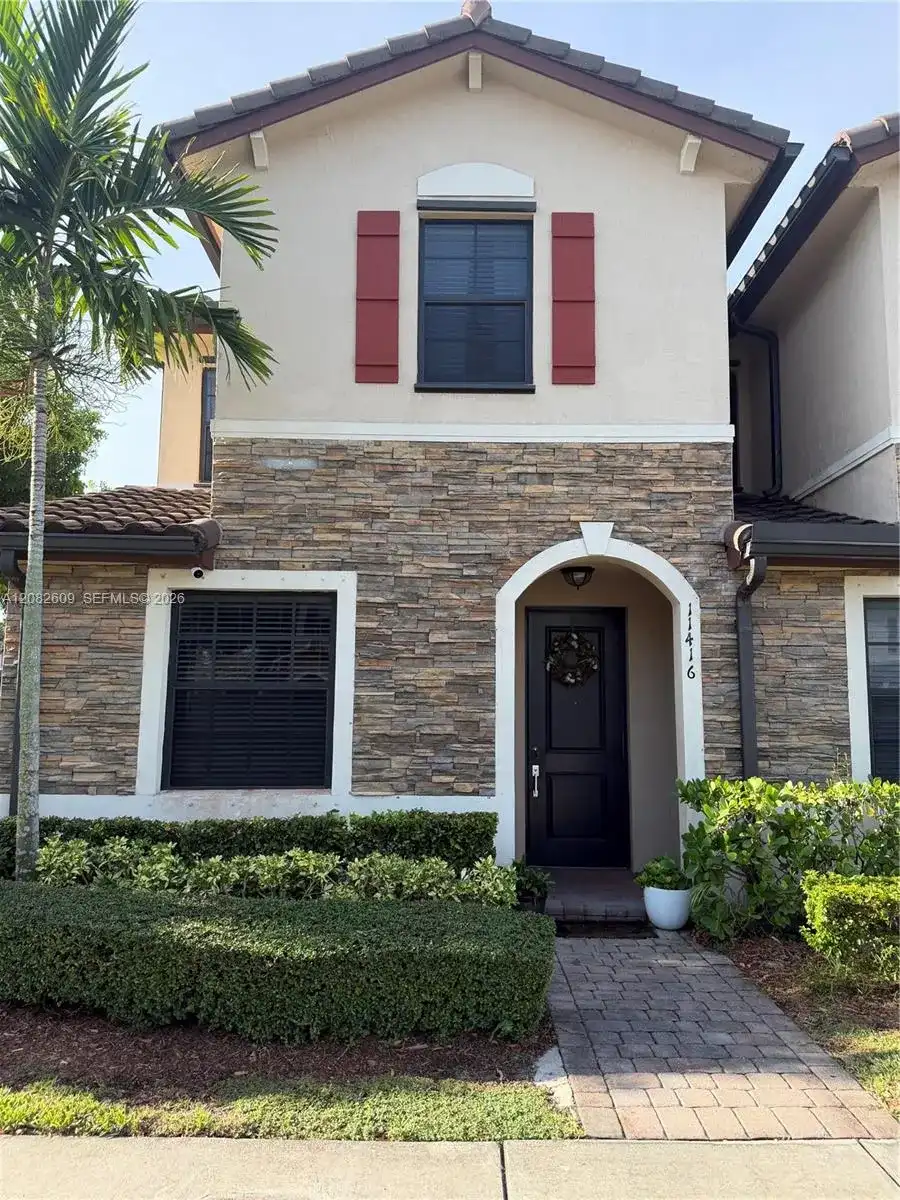 11416 SW 248th Ter, Homestead FL 33032
