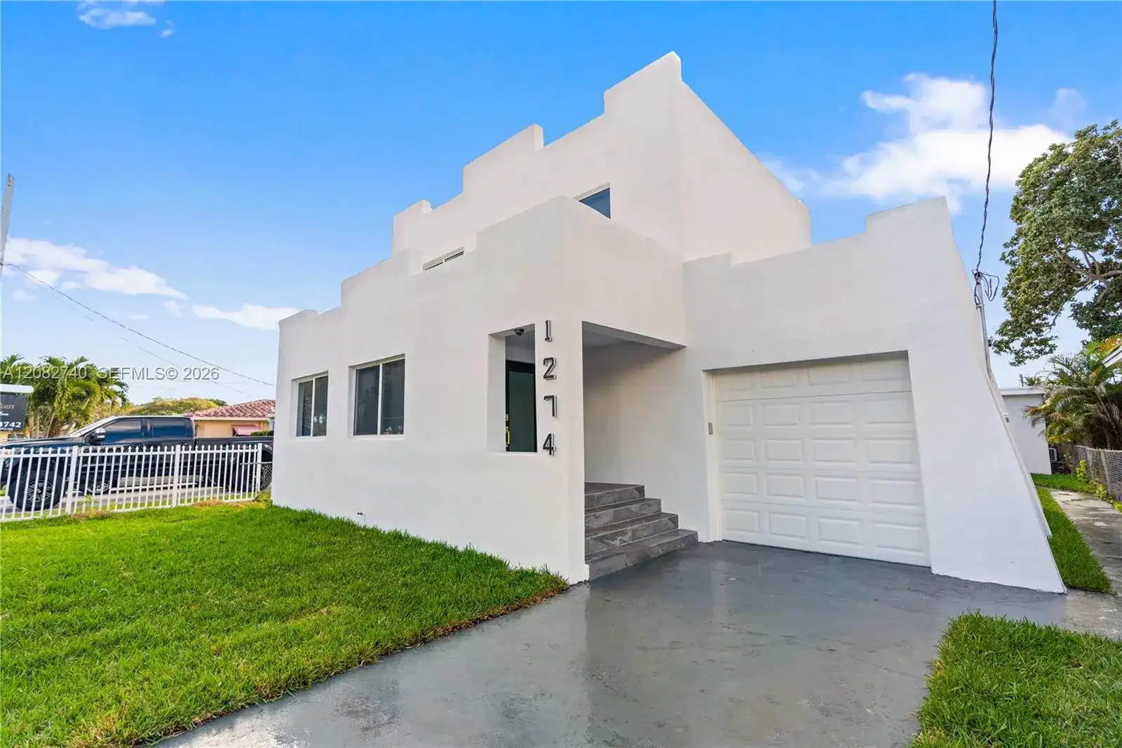 1274 NW 55th Ter, Miami FL 33142