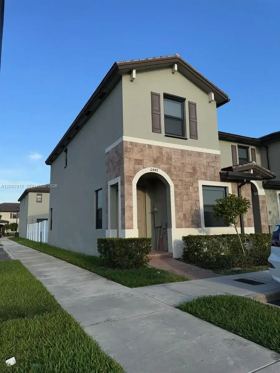 11449 W 34th Ln, Hialeah FL 33018