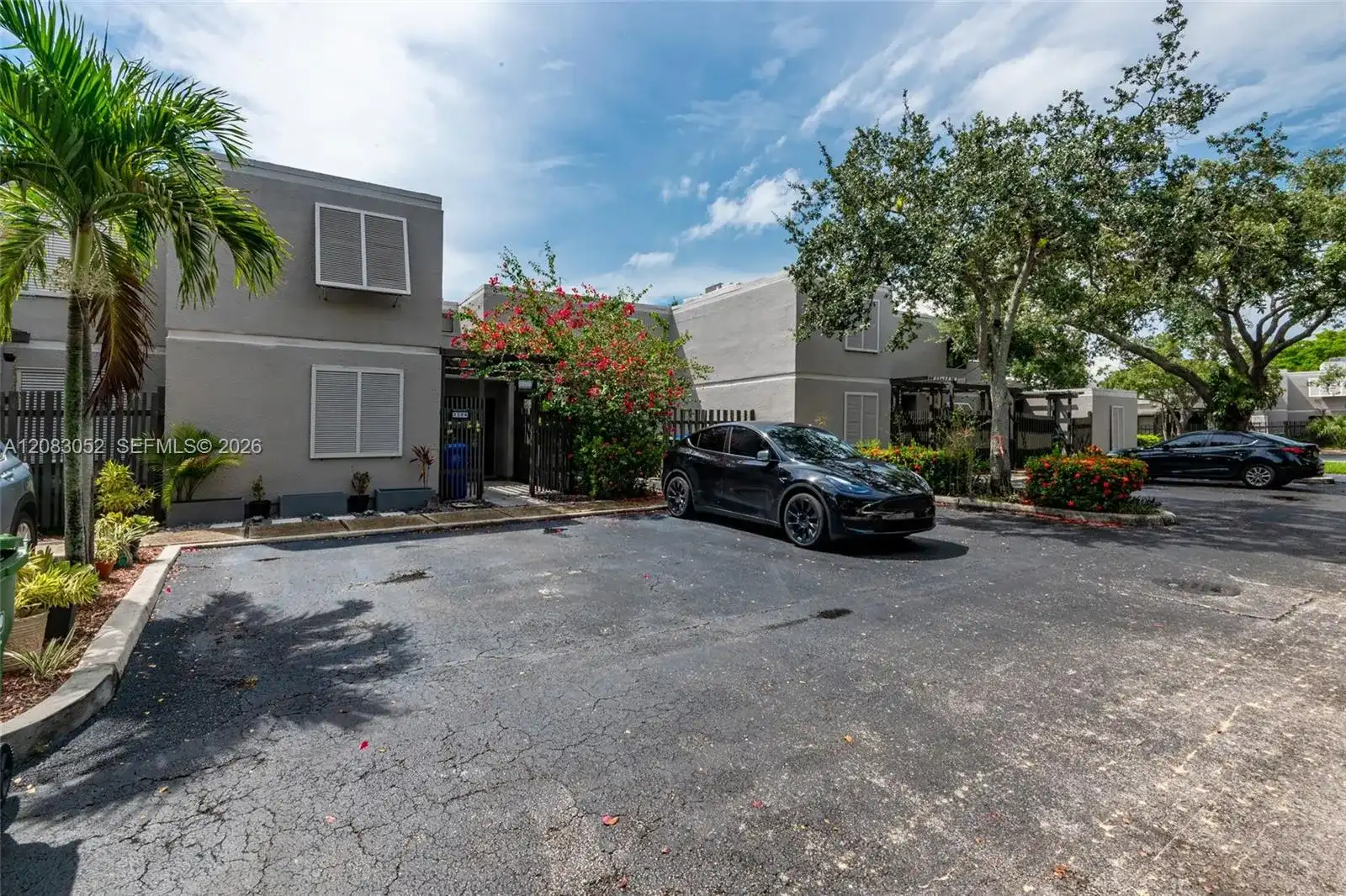 1504 NW 112th Ter, Pembroke Pines FL 33026