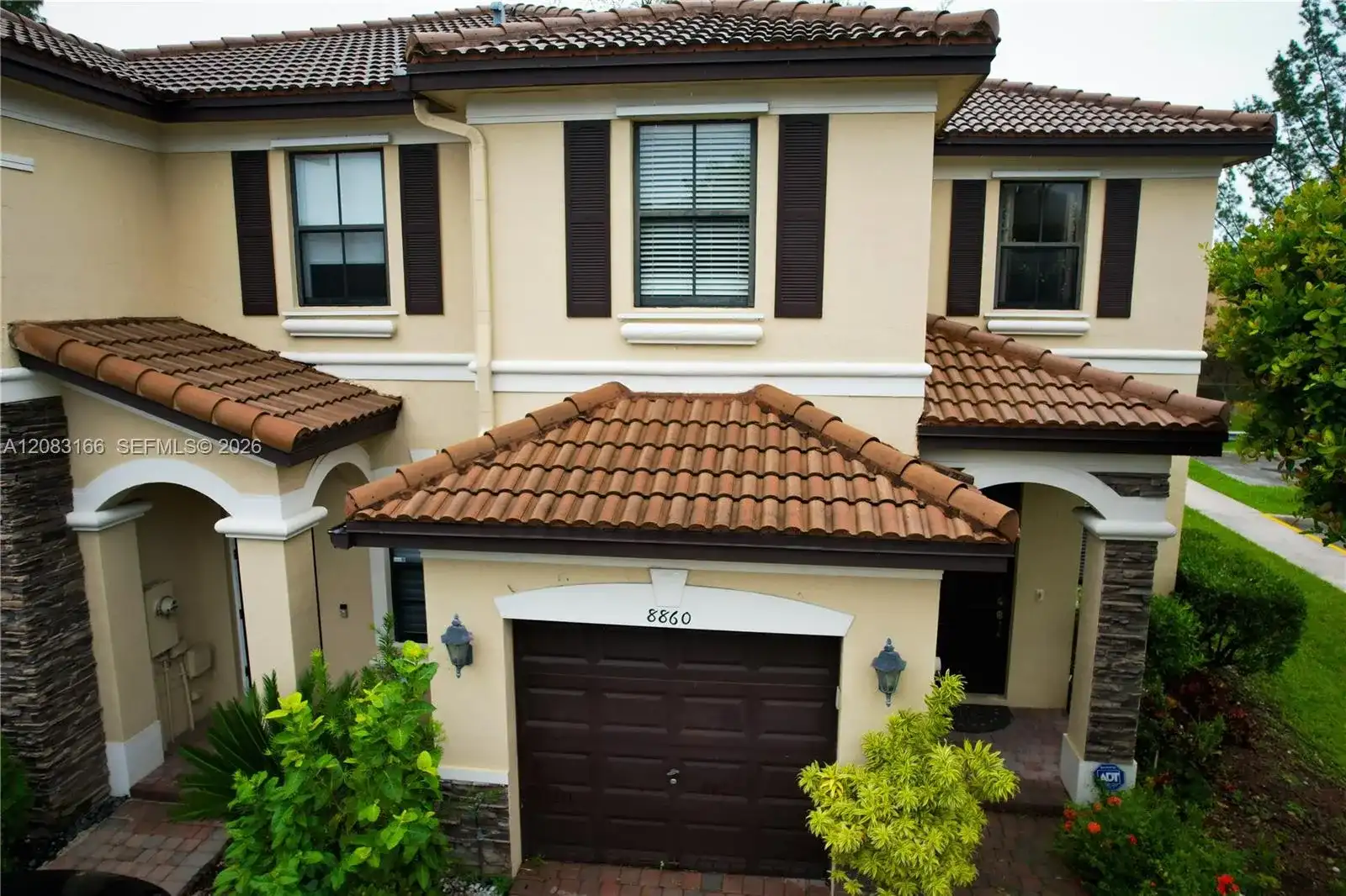 116 NW Path # 8860, Doral FL 33178