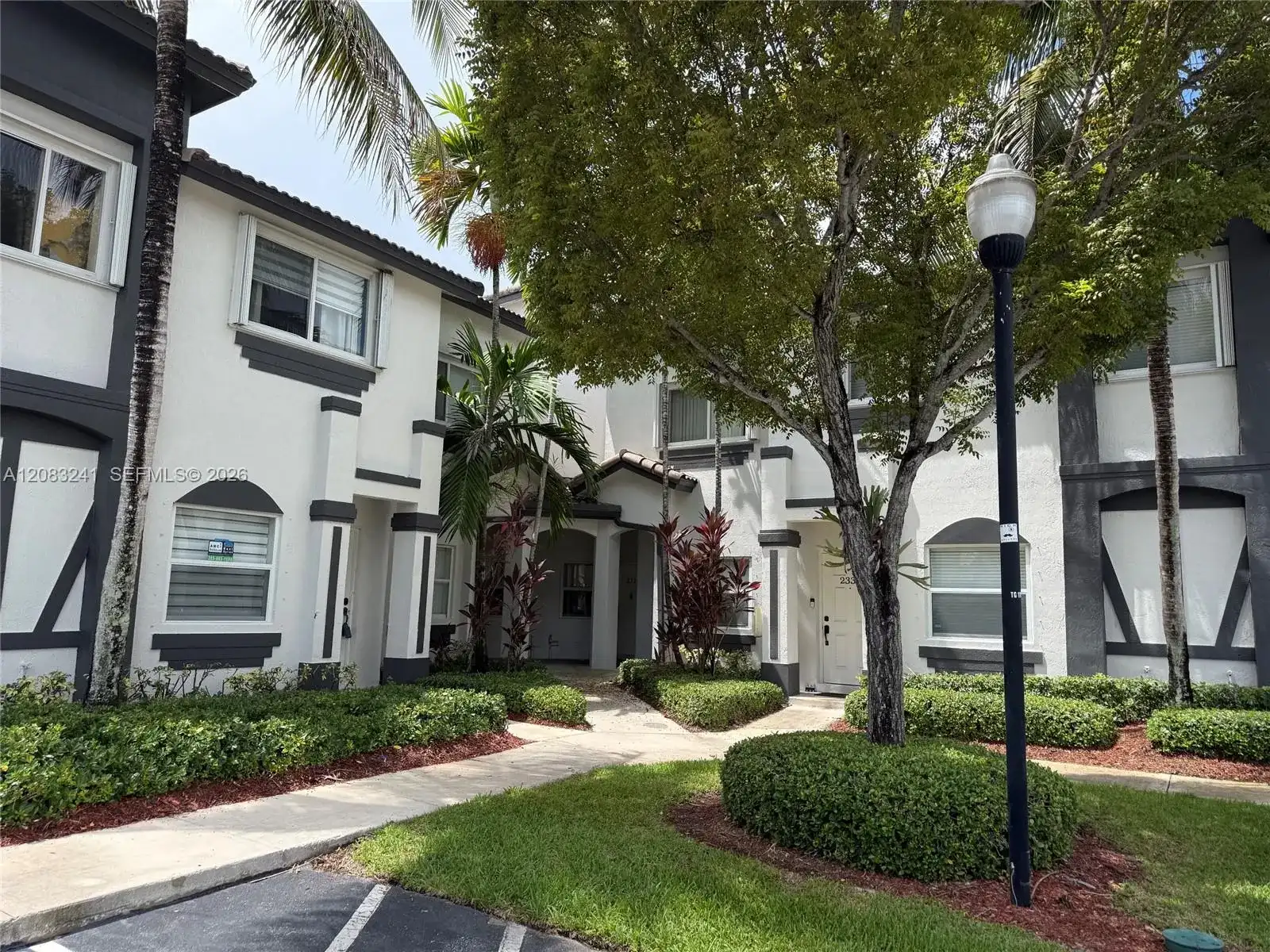 2324 SE 23rd Rd # 2324, Homestead FL 33035