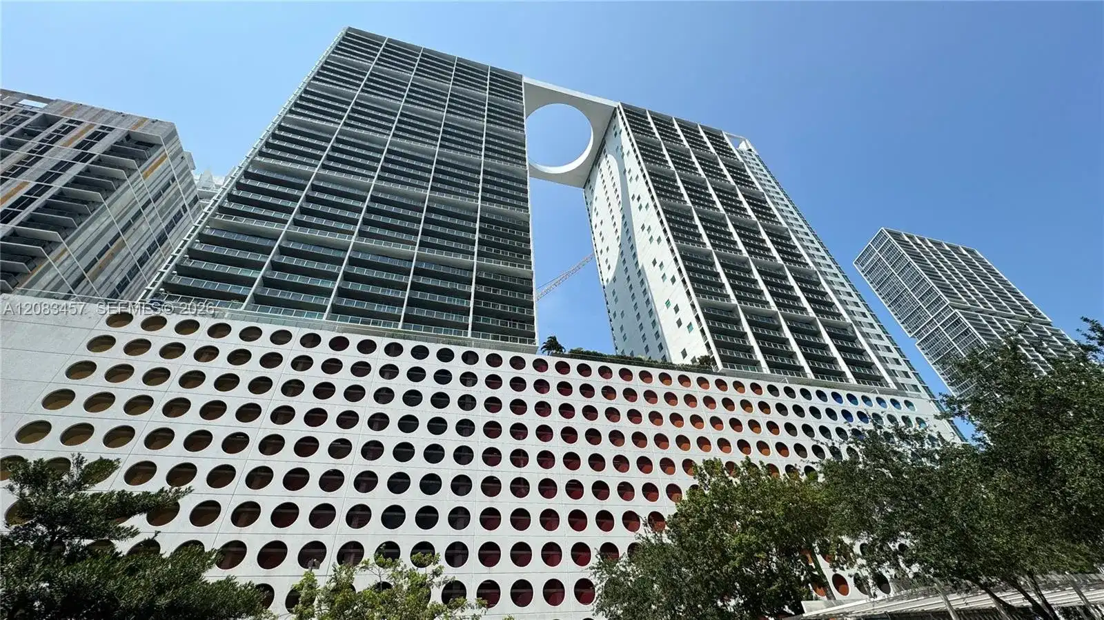 55 SE 6th St # 2101, Miami FL 33131