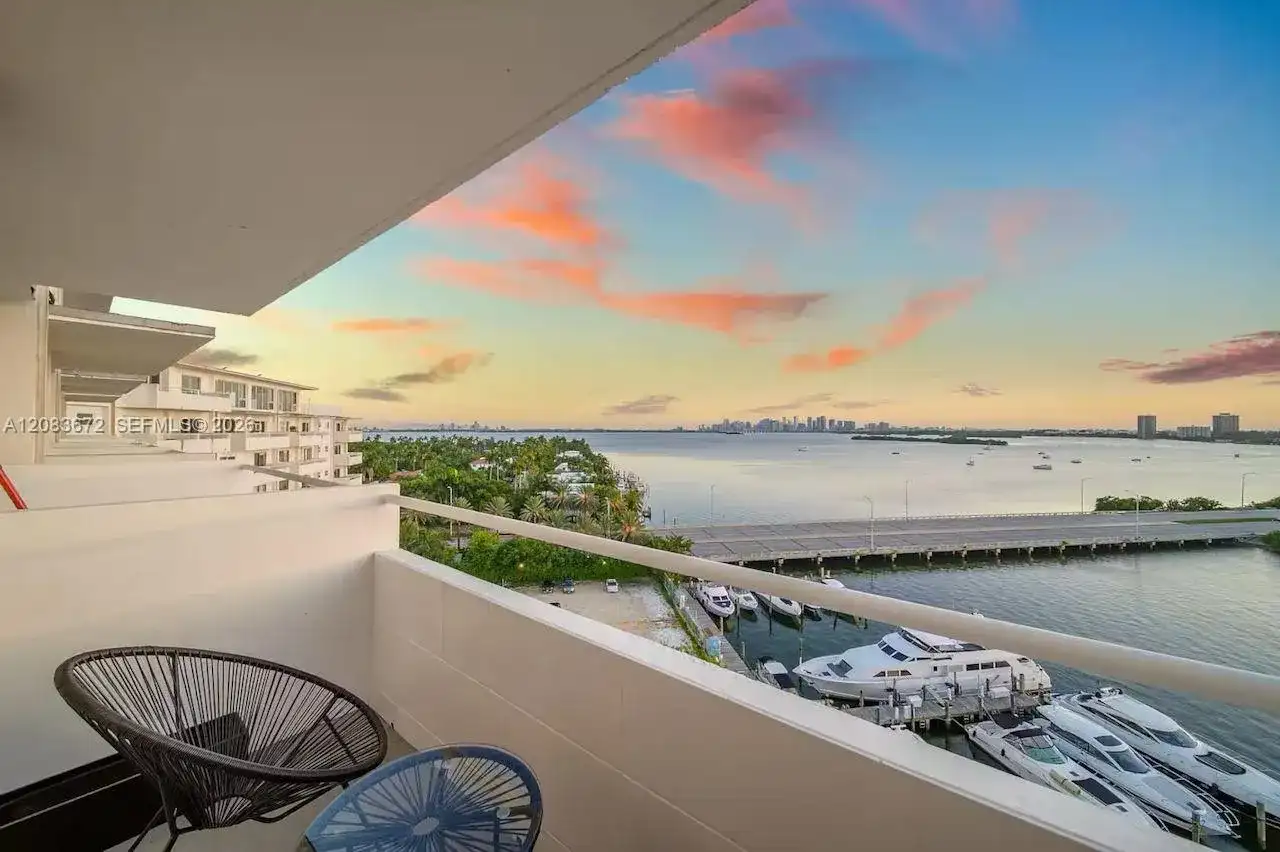 7904 West Dr # 1016, North Bay Village FL 33141