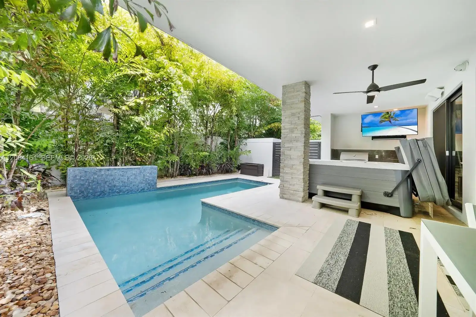 106 NE 16th Ter, Fort Lauderdale FL 33301