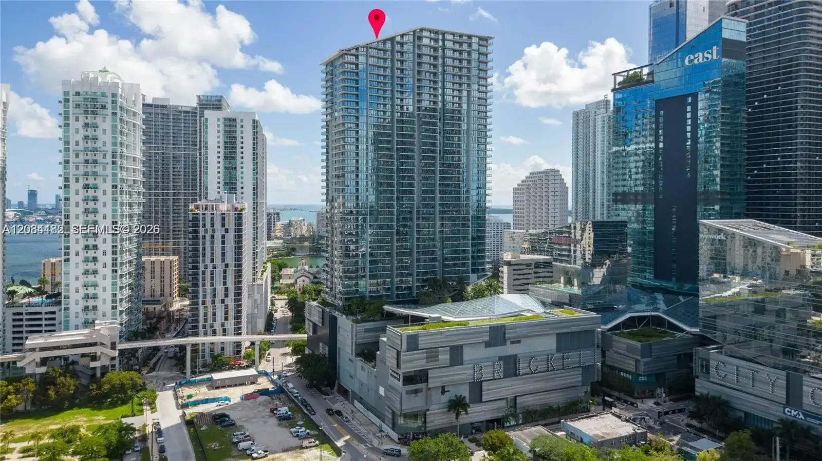 68 SE 6th St # 1605, Miami FL 33131