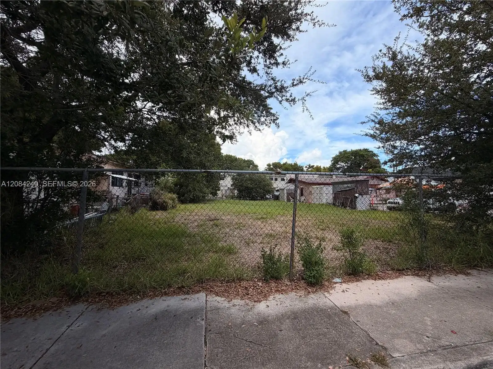 89 NW 34th Ter, Miami FL 33127