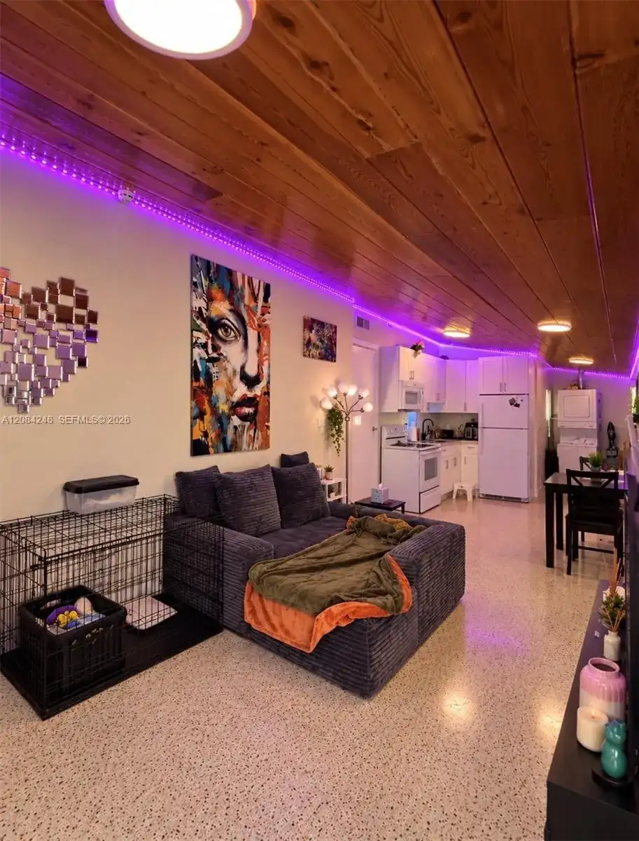 311 NW 56th Ave # B, Miami FL 33126