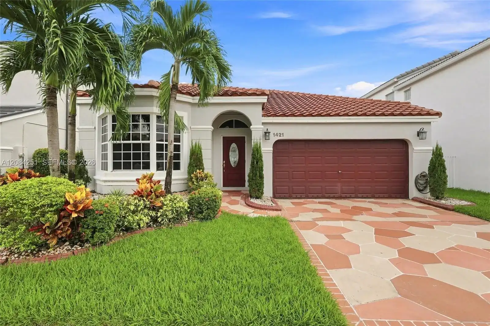 1421 NW 159th Ave, Pembroke Pines FL 33028