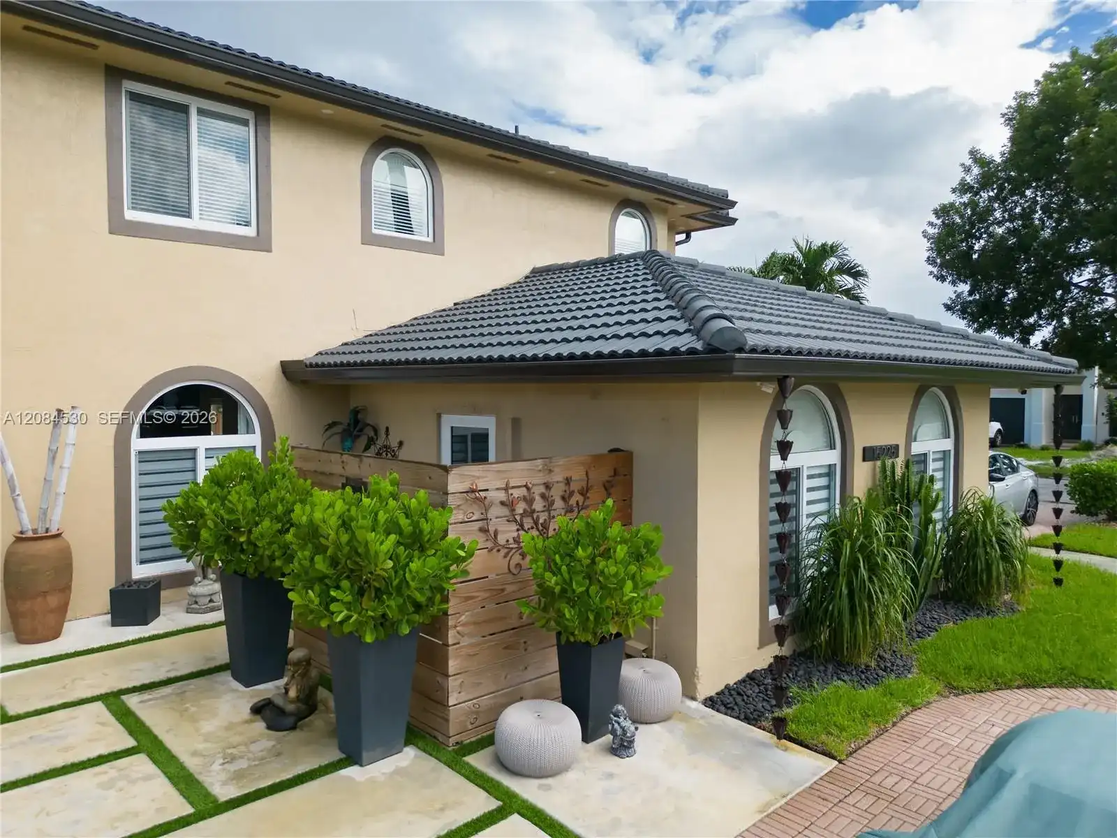 15225 SW 140th St # B, Miami FL 33196
