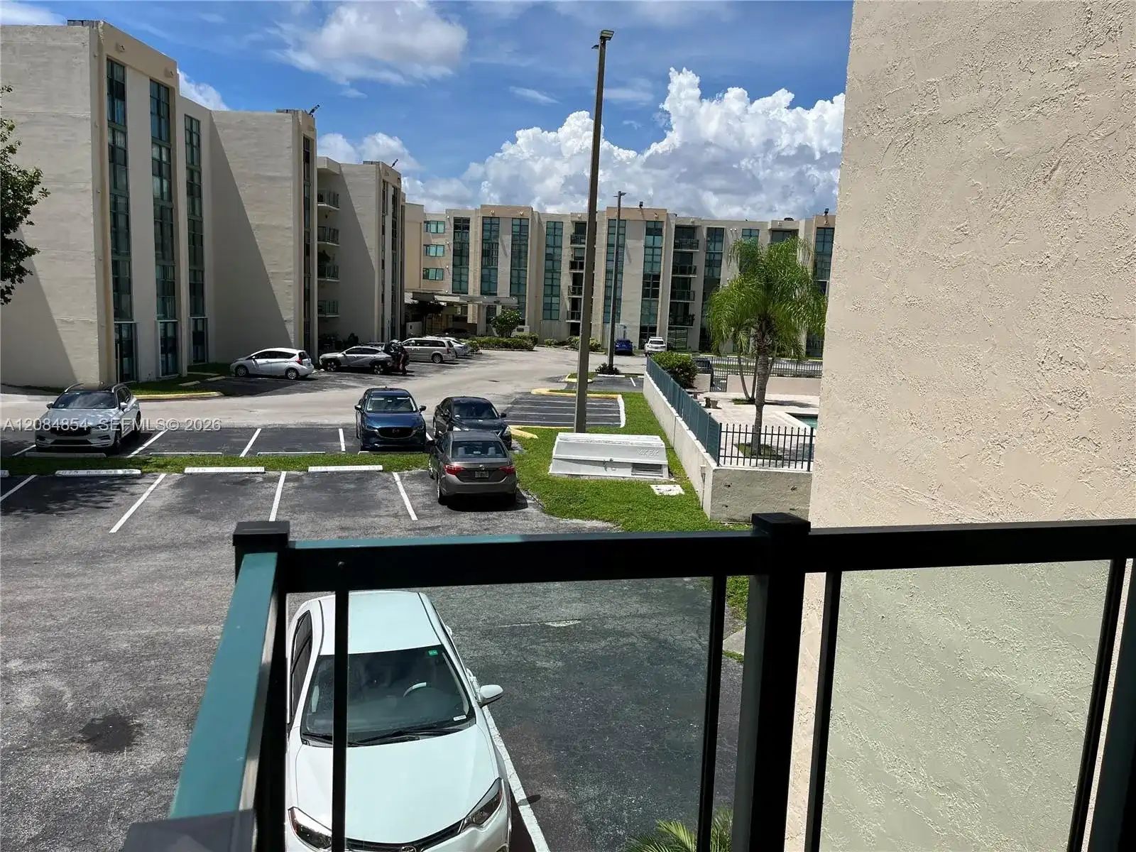 2075 SW 122nd Ave # 216, Miami FL 33175
