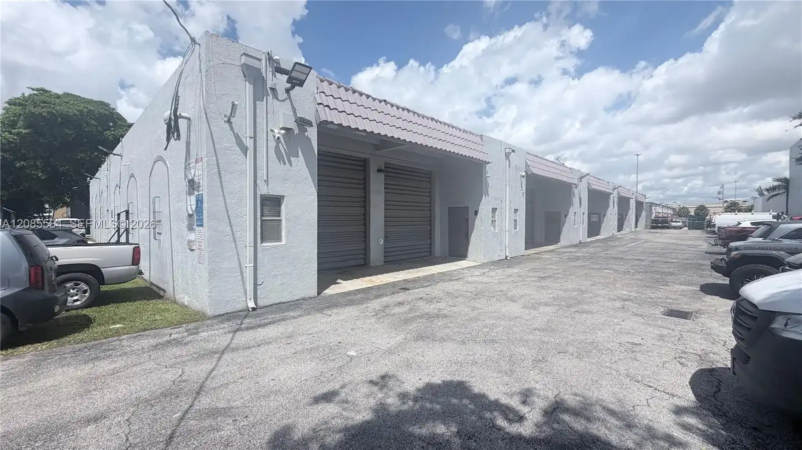 7351 NW 7th St # 3, Miami FL 33126