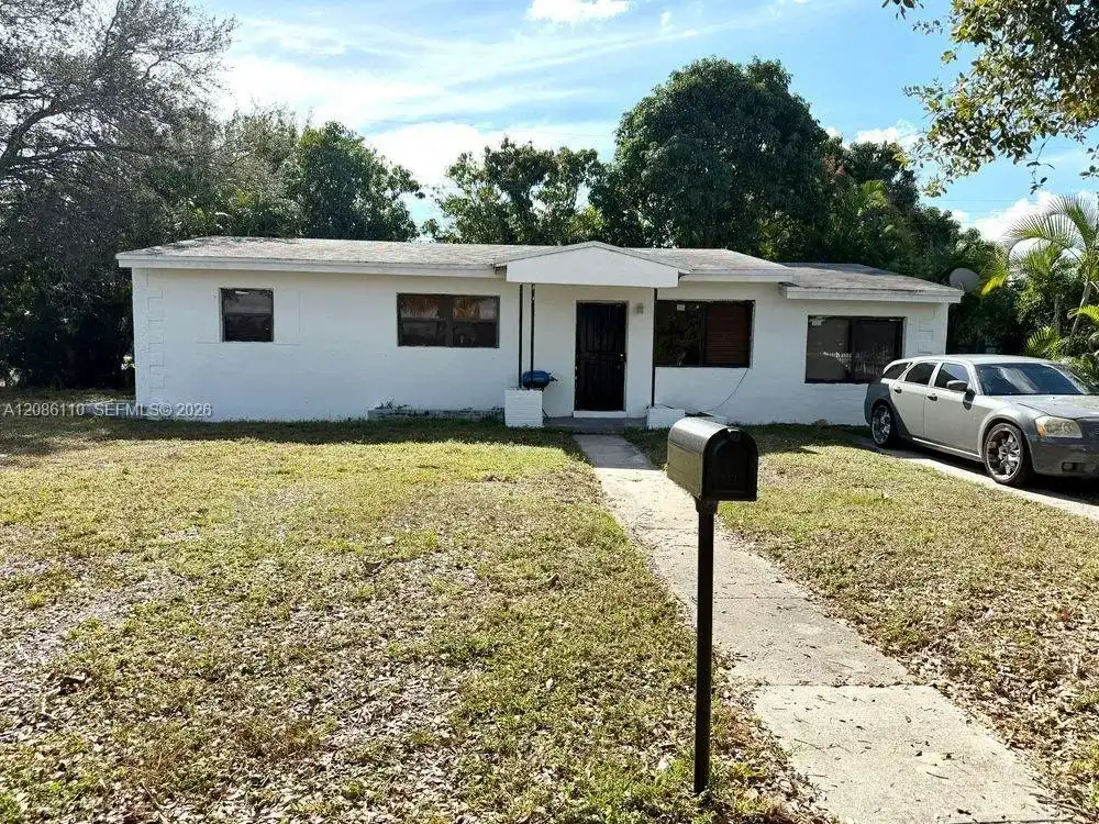 3350 NW 171 ter, Miami Gardens FL 33056