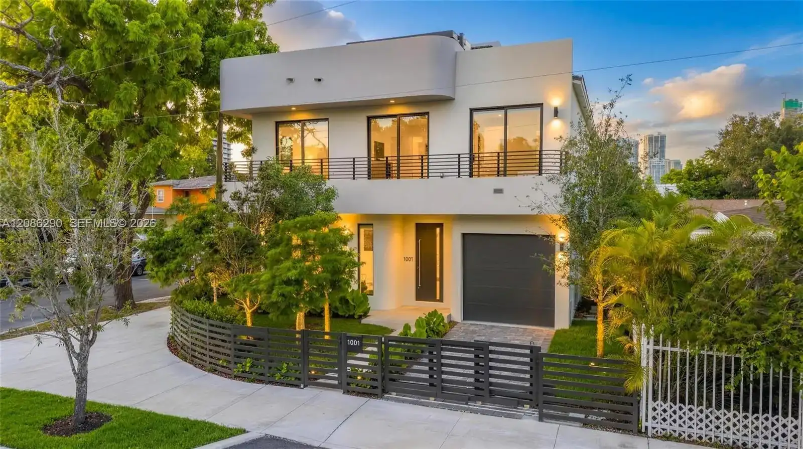 1001 SW 10 AVE, Miami FL 33130