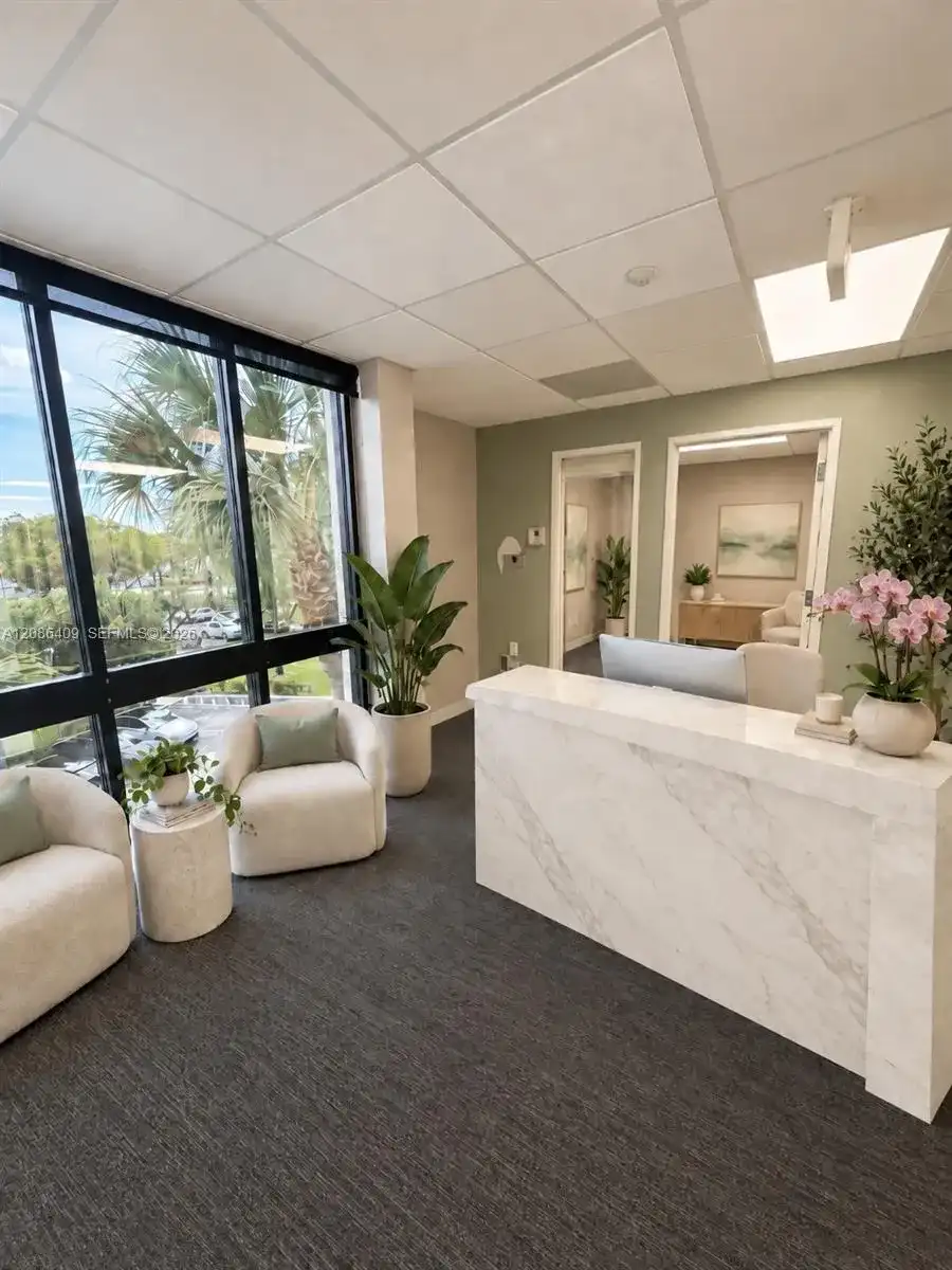 790 NW 107th Ave # 305, Miami FL 33172