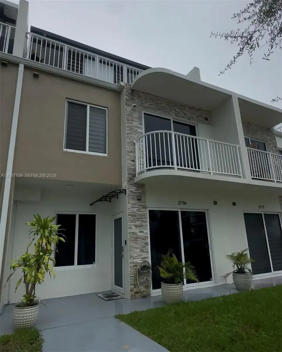 25784 SW 139th Path # 0, Homestead FL 33032