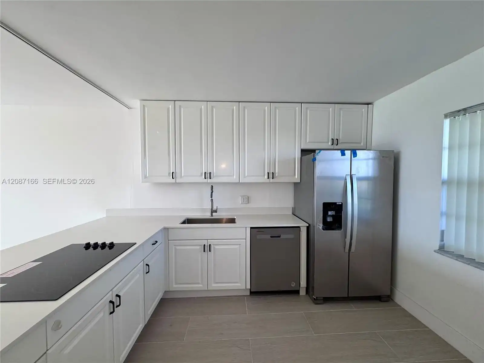 575 Oaks Ln # 1008, Pompano Beach FL 33069