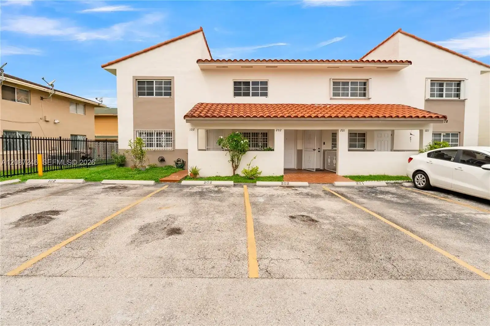 7878 W 29th Ln # 20, Hialeah FL 33018
