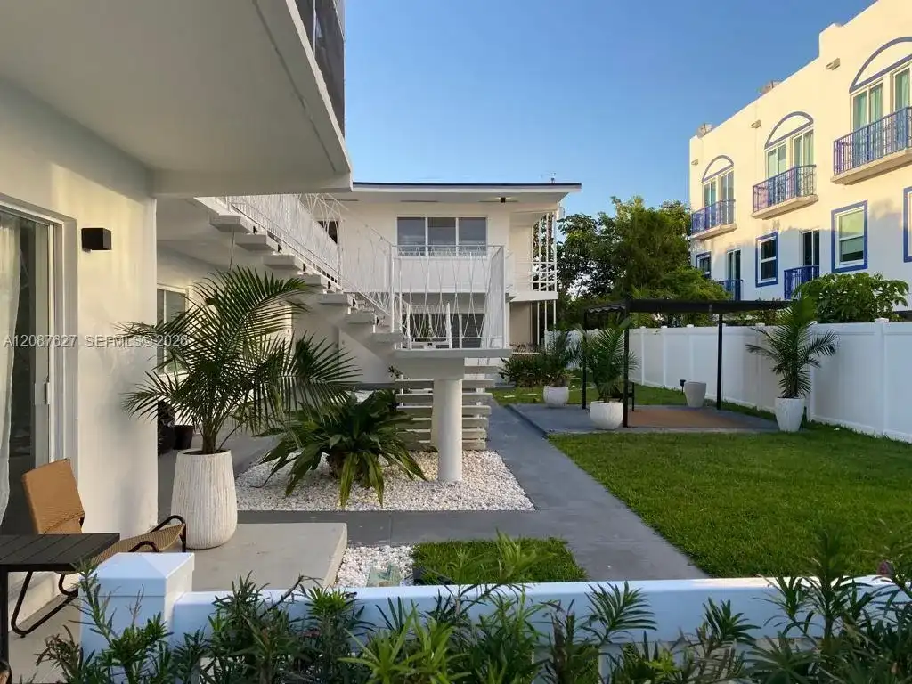 1135 101st St # 5, Bay Harbor Islands FL 33154