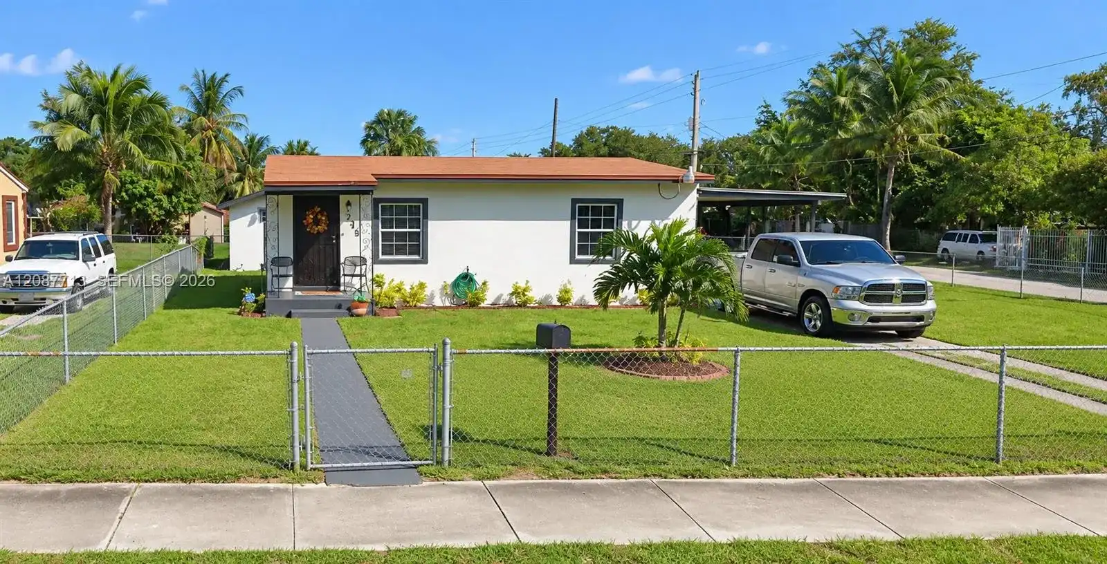 2101 NW 87th St, Miami FL 33147