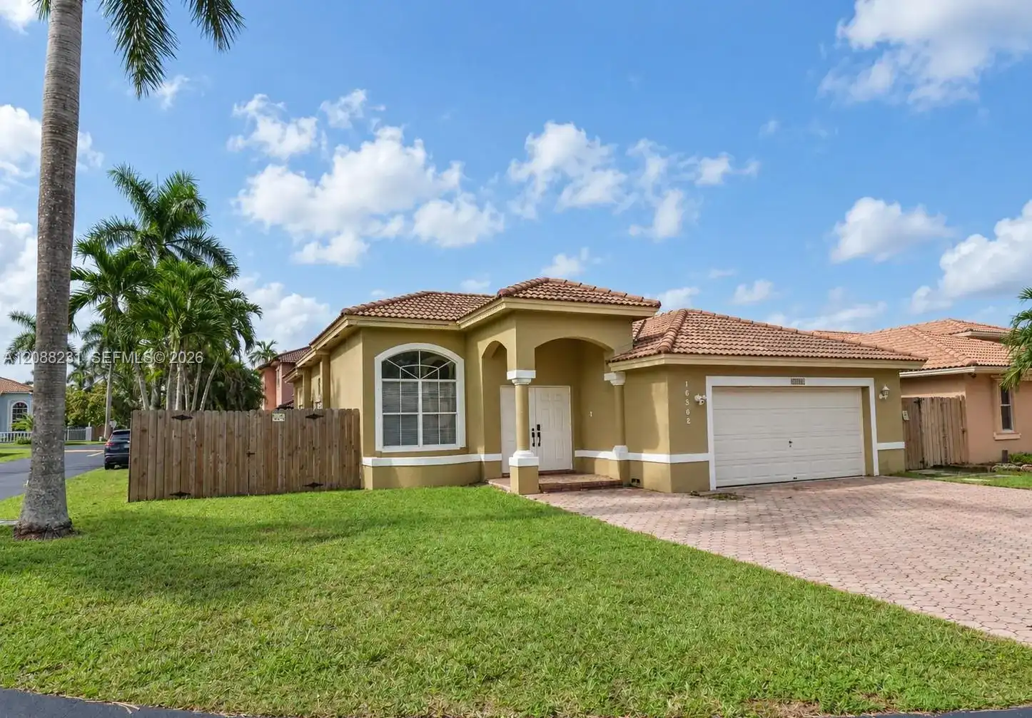 16362 SW 94th St, Miami FL 33196