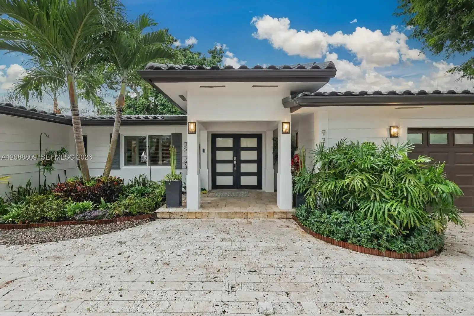 9320 SW 165th St, Palmetto Bay FL 33157