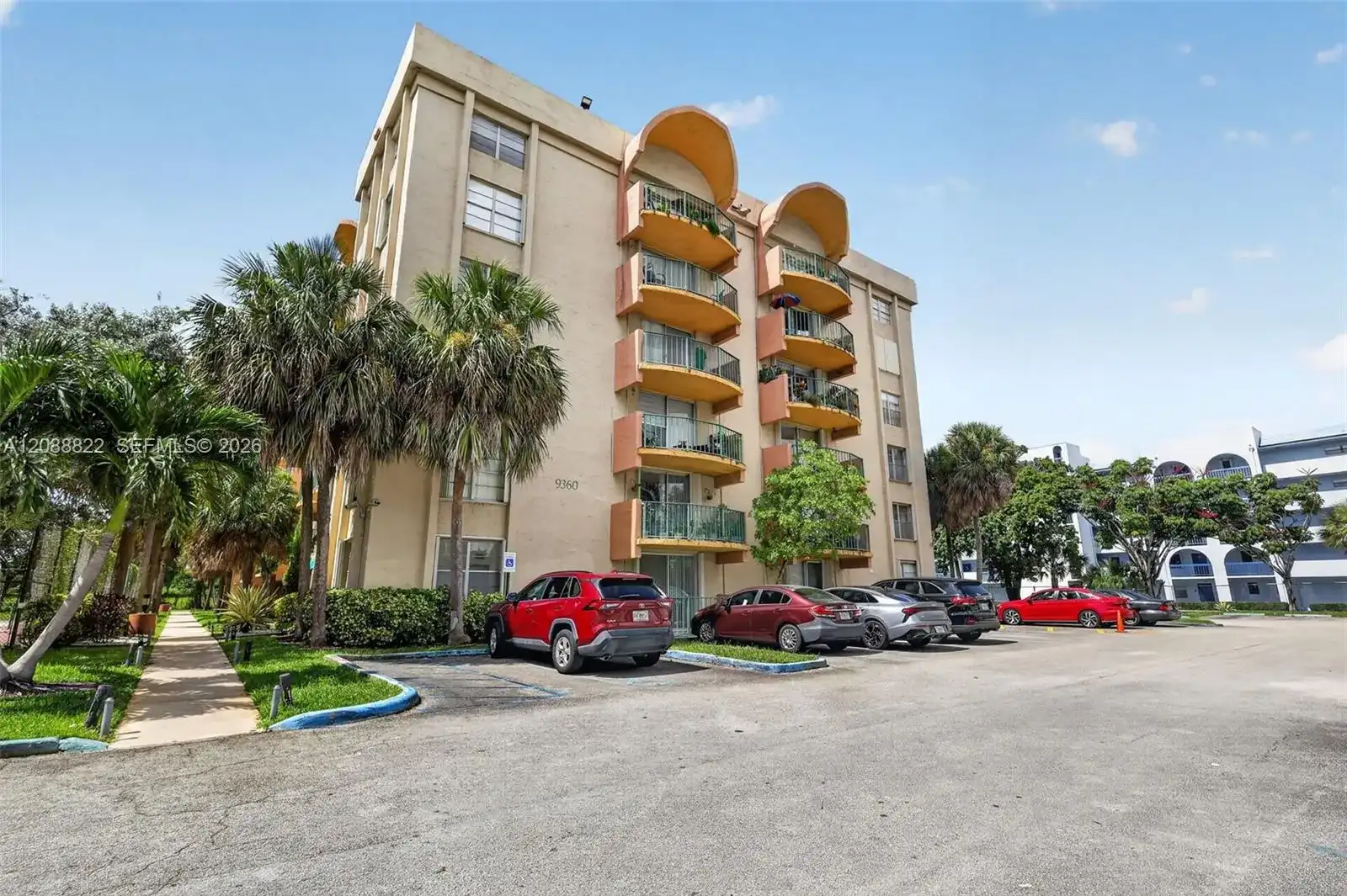 9360 Fontainebleau Blvd # 101, Miami FL 33172